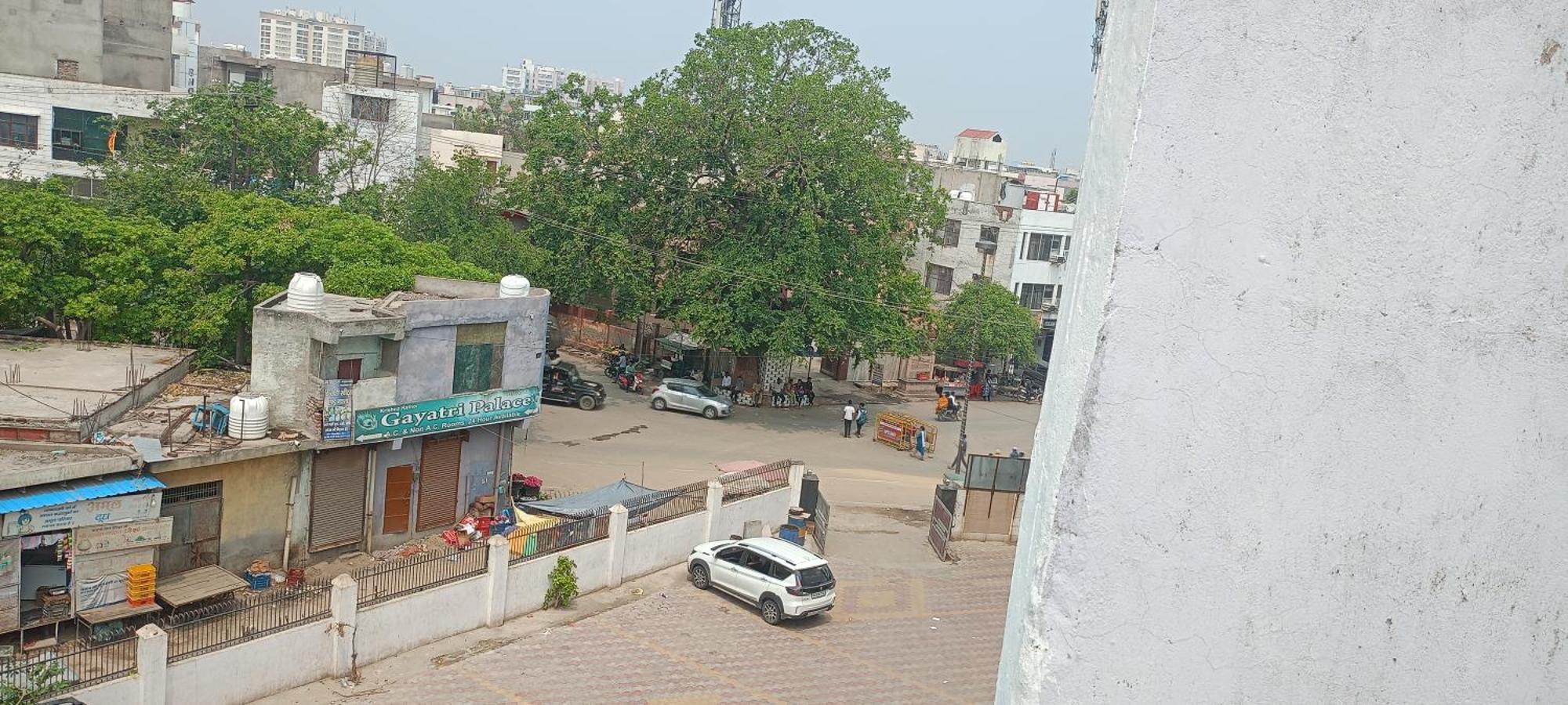 New Gayatri Palace Near Prem Mandir Vrindāvan Buitenkant foto