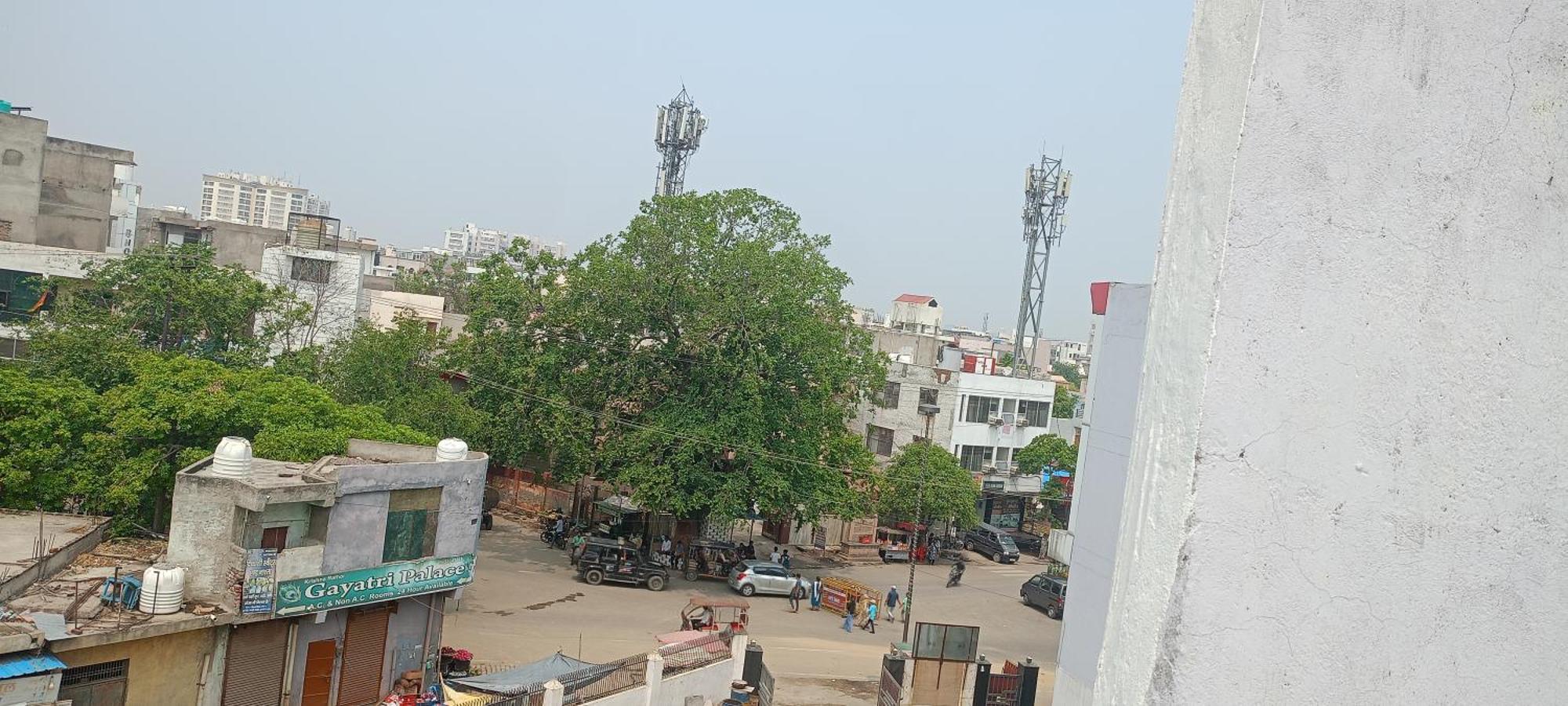 New Gayatri Palace Near Prem Mandir Vrindāvan Buitenkant foto